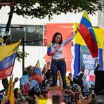 Photo by Sammy Landaeta Millán 🚁🇻🇪🎗️ (@ProtestaMilitar)