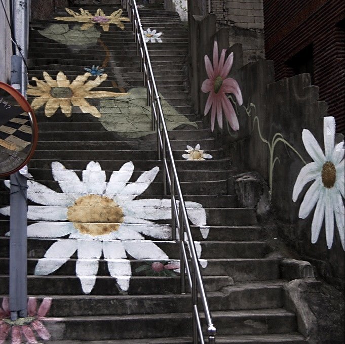 Joncseo's tweet image. flirtatious yet fierce—