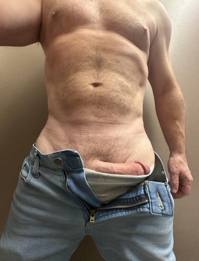 ohhyessguy's tweet photo. Peek a boo 🤤 https://t.co/0Z0Ma3whln