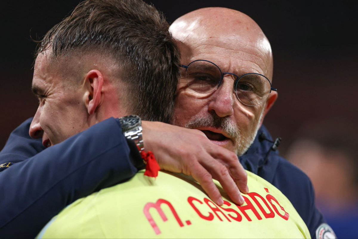 🔵🔴| De La Fuente est très satisfait de la performance des joueurs espagnols de Barcelone, Pedri, Olmo, Cubarsi, Fermin, Casado, Lamine, Ferran, et surtout : du retour de Gavi et Balde.

✍️relevo🌟
#Barcelona
