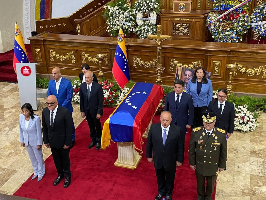 #13Ene || El presidente de la AN, diputado Jorge Rodríguez, indicó que el exfiscal Isaías Rodríguez fue un hombre cabal, de luz, de paz, decente, honesto, y apegado a la verdad y a la justicia.