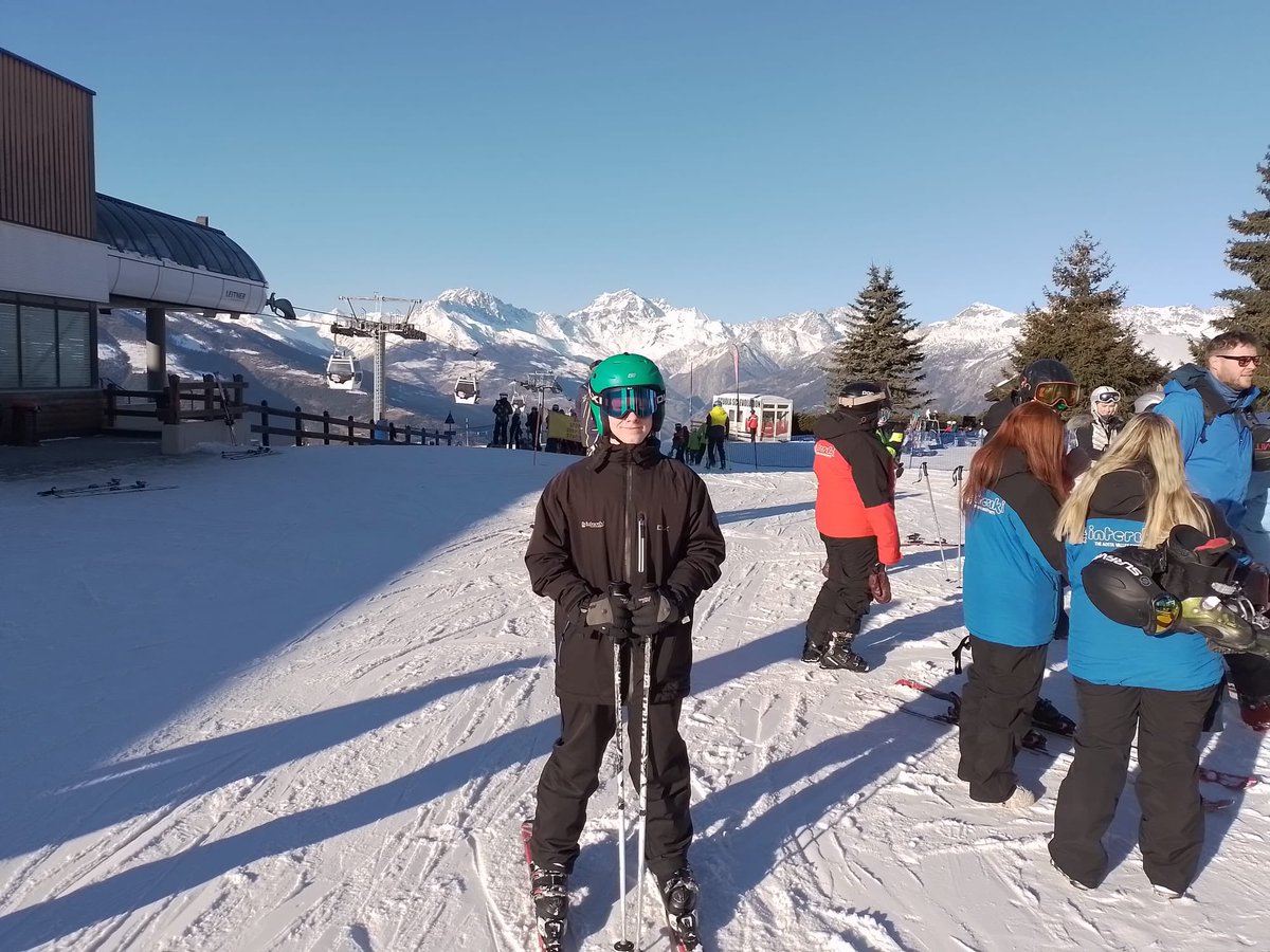 SPetersAcademy's tweet photo. After a hard but rewarding day on the slopes, our students have been making the most of their time in Pila! 🎿  

This evening, they enjoyed a delicious meal to refuel after all that skiing, followed by some friendly competition at the bowling alley. https://t.co/Rk8DBKctIt