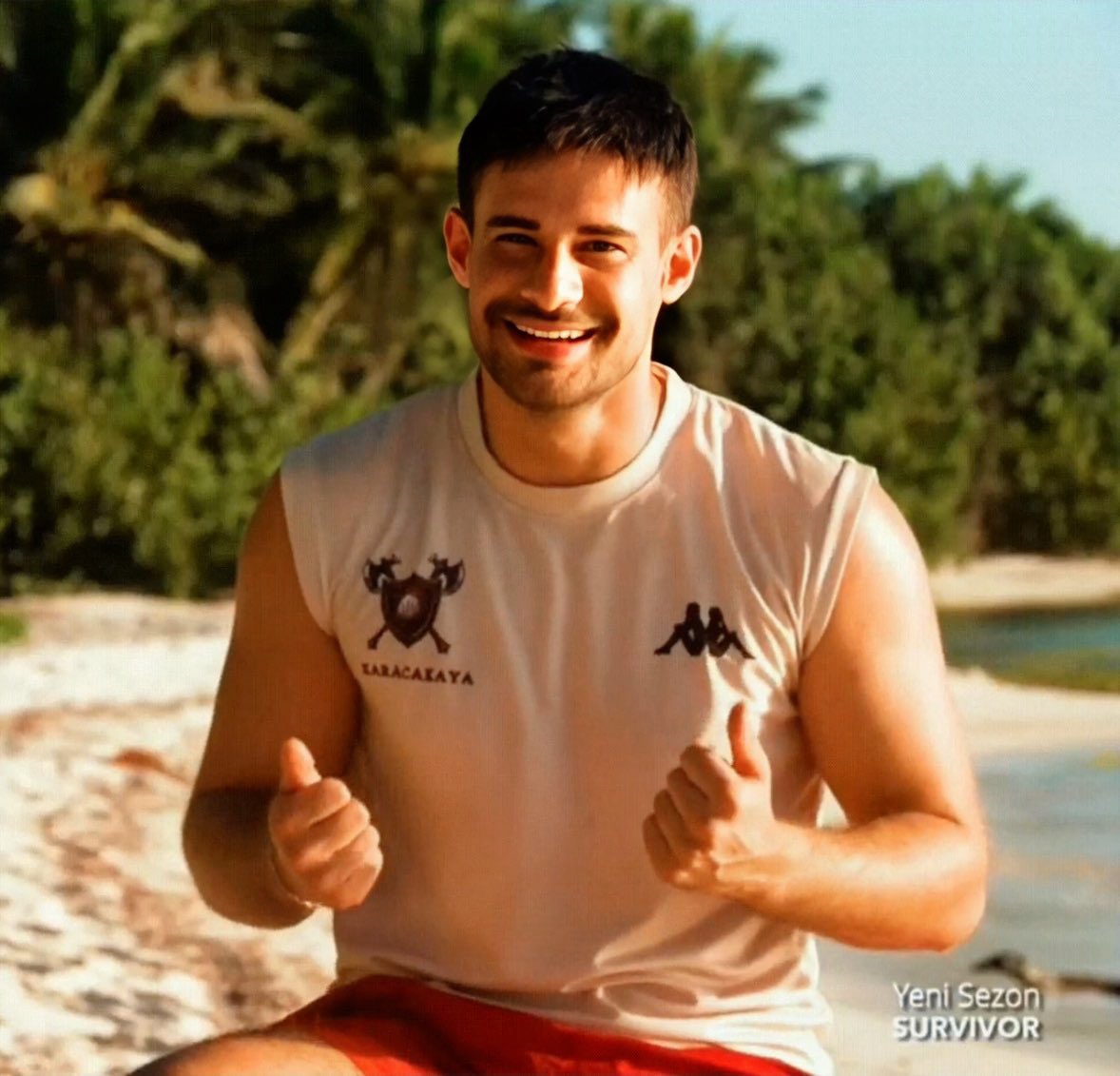 Bu sezon biraz geç başladık.. 10 günün sonunda ilk izlenimim Batuhan’ın ismini şimdiden Haziran ayındaki finale yazabiliriz. #survivor2025