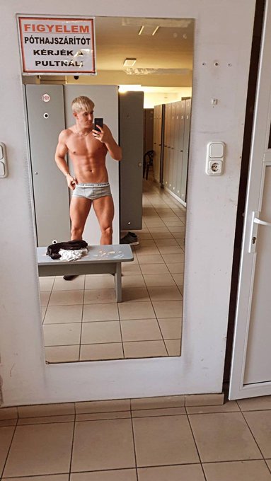 Watch Christian Levine's leaked NSFW photo on TwXstars