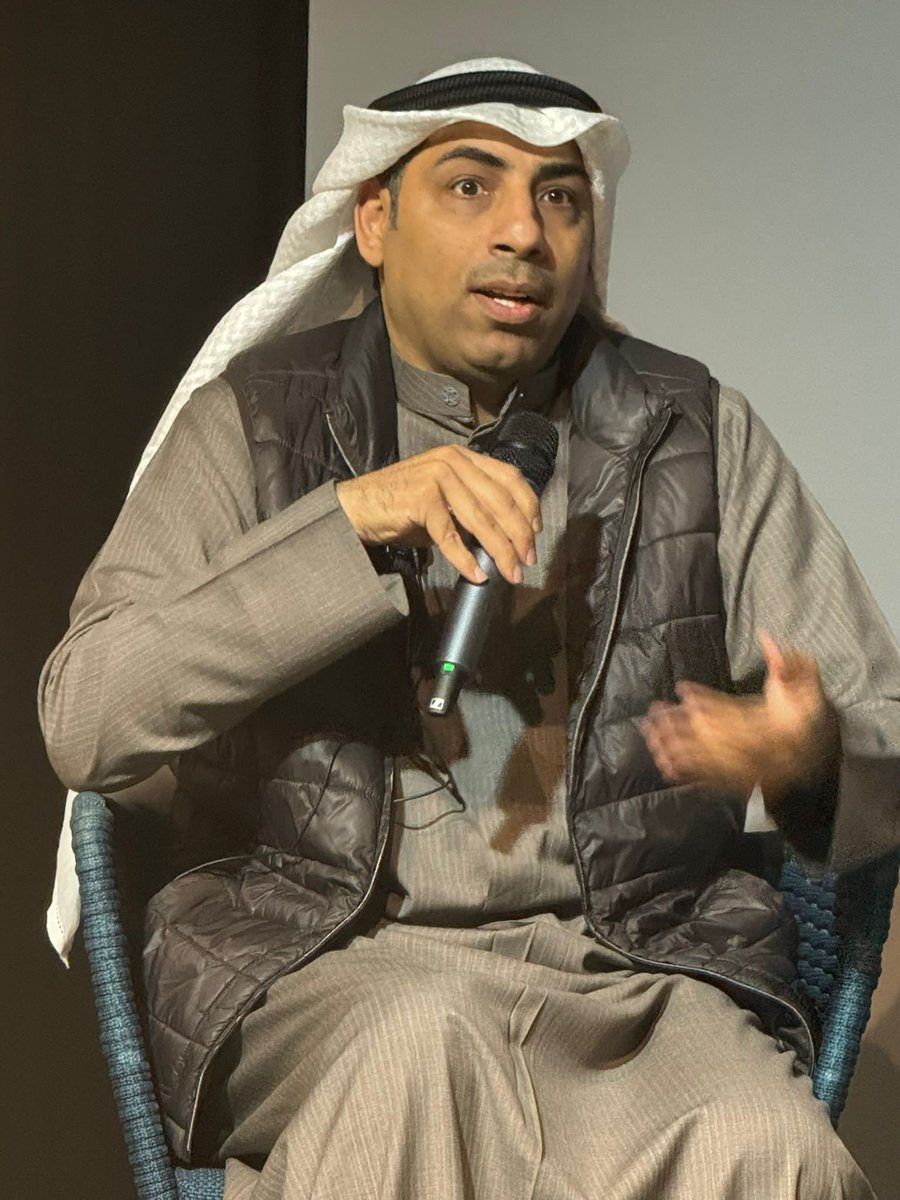 qdmos's tweet image. من ندوة اليوم التي ناقشنا بها رواية #سنة_القطط_السمان
مع الروائي القدير إبراهيم فرغلي
وحضور الأكاديميين والأصدقاء والقراء..

د.فيصل الوزان
أ.خالد العبدالمغني
أ.فهد العودة
أ.صبيح السلطان
وغيرهم ممن شرفوني بحضورهم ومداخلاتهم القيمة..