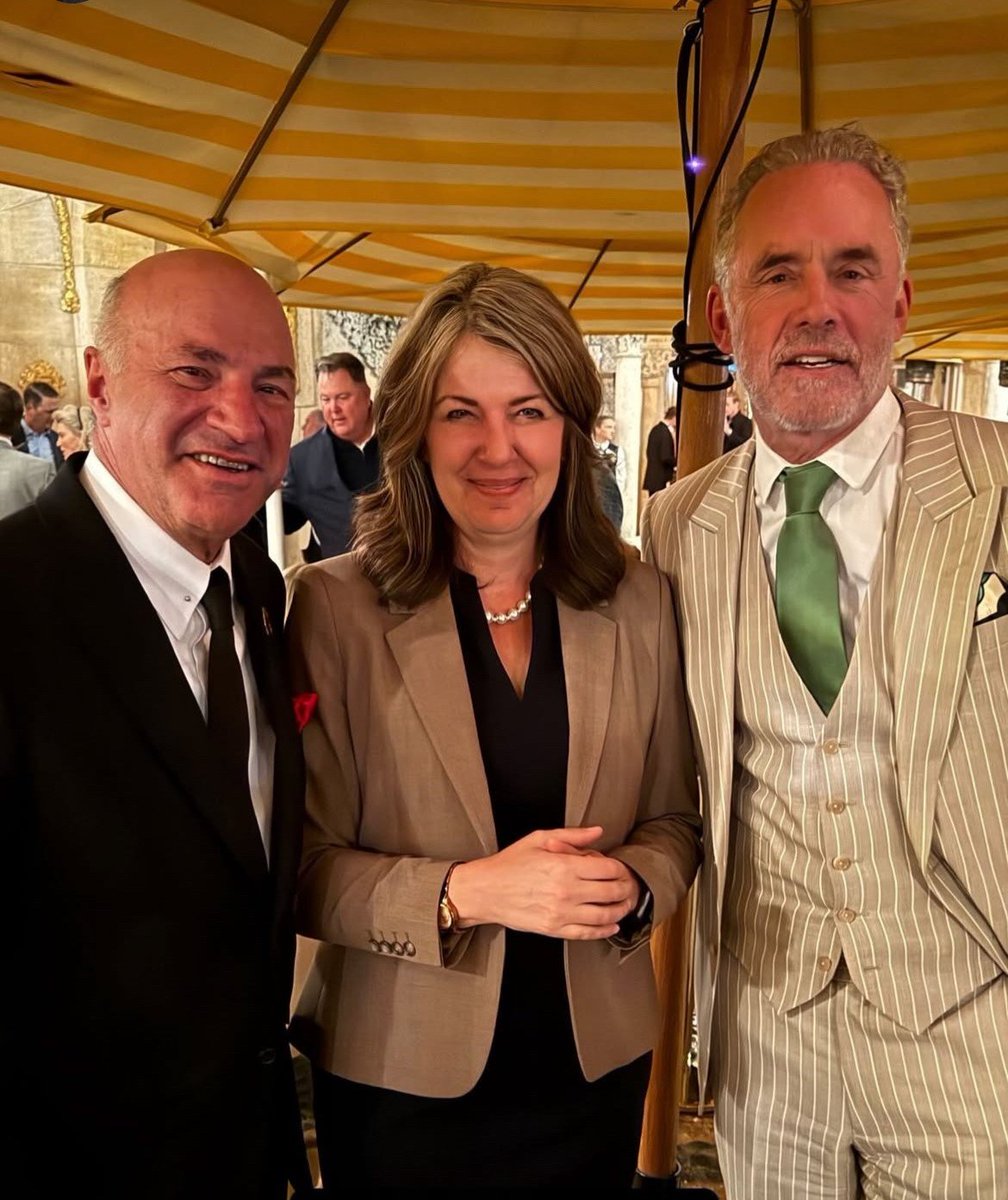 What do you think these three scholars were at Mar-a-Lago to discuss? 

1) Boating Safety
2) Pretending to be successful on a reality show
3) Chemtrails
4) Vaccine efficacy
5) The fragile state of true masculinity (a conversation that was cut short by gentle weeping)