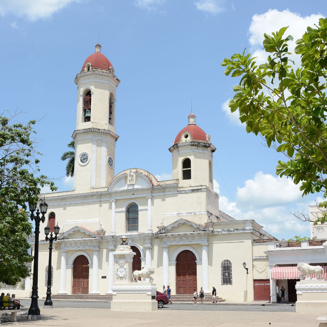 Classic Cuba:
🏛 Discover Havana’s vibrant streets &amp; history
🌊 Visit Playa Larga &amp; Playa Girón
🎨 Explore Trinidad’s artistic spirit &amp; colonial architecture
🌟 Stroll the boulevards of Cienfuegos

From now- 1/15, SAVE up to $250 on our small group tours!
ow.ly/bKJb50UFBO0