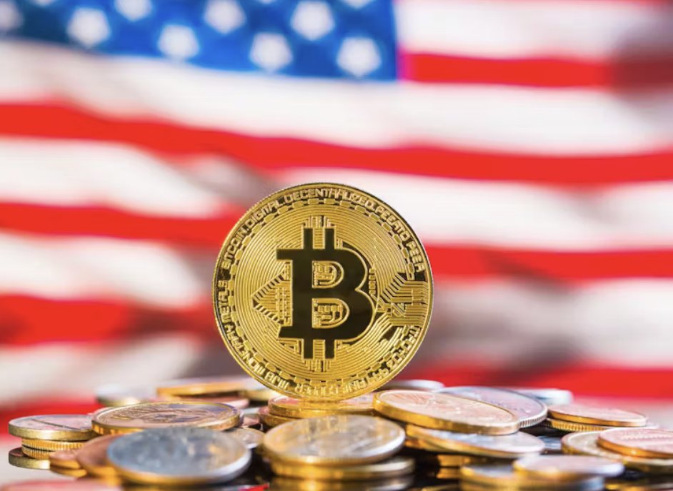 Crypto_and_co's tweet photo. 🇺🇸 Qu'est-ce qu'une réserve stratégique d'État ?

En 2024, les États-Unis ont surpris en intégrant Bitcoin dans leur stratégie économique.  
✅ Lancement des ETF Bitcoin spot en janvier.  
✅ Le « Bitcoin Act » vise 1M de BTC comme réserve pour réduire la dette publique. https://t.co/Hv7RxrgQK8