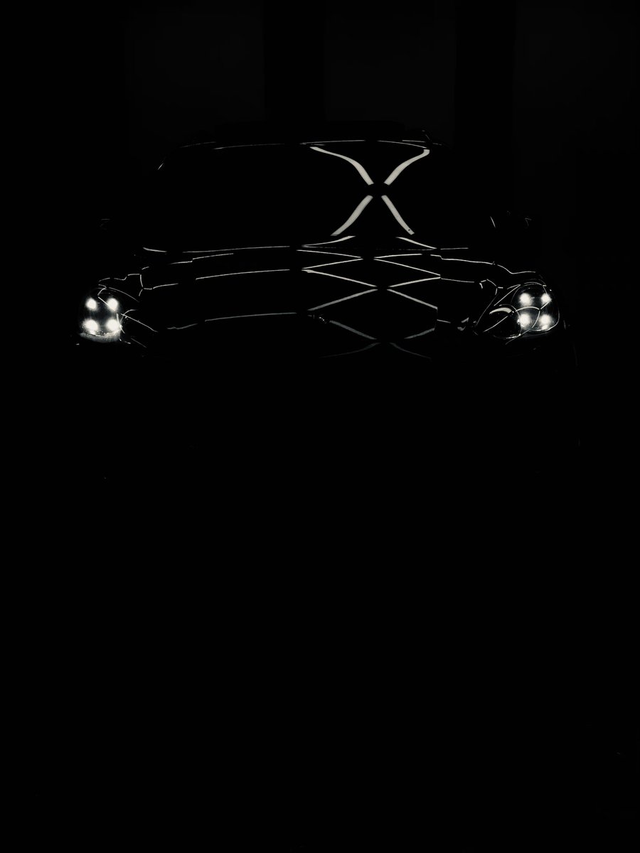 kai_and_karo's tweet photo. Can you name this iconic ride from just its silhouette? 🤔

Drop your guesses in the comments below, and let’s see who gets it right! 🏎️

Bonus points if you know the year and trim! 🏆

Image Courtesy: @DiamondCollect_ 

#kaiandkaro #diamondcollectionke https://t.co/MHk3RUwTyp