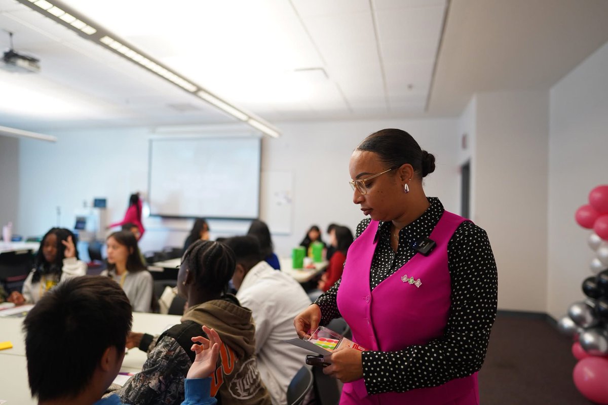 UpliftFoundNV's tweet photo. Through guidance, support, &amp; opportunities, we prepare the next generation to rise above challenges and lead with confidence and purpose. Join us in making a lasting impact. 🎓📢 Visit https://t.co/wNUHLdPaoG to learn more
#upliftingouryouth #upliftfoundationnv https://t.co/wPXcr3iR1R