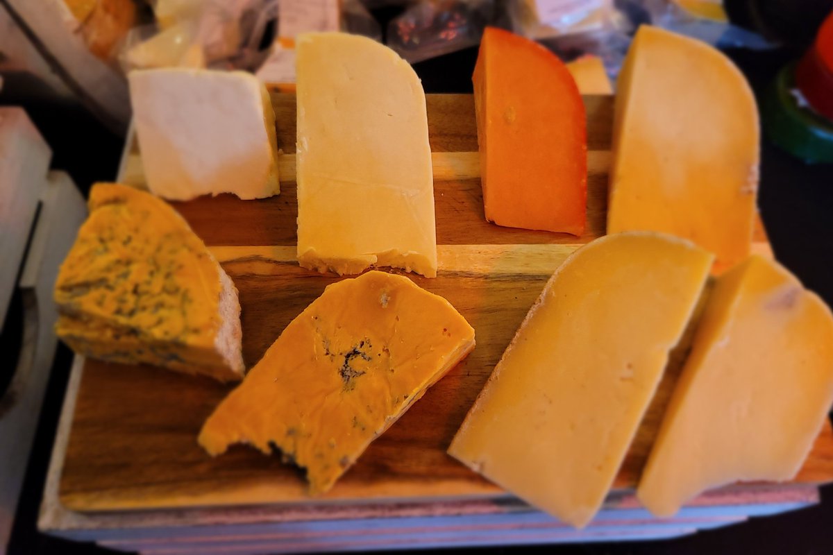 This sunday we heading down south for something a little different we going to <a href="/ChiswickM/">Cheesewick</a>  with all our lovely goodies .@stevecheesewine <a href="/JoeBangles11/">Joe Bangles CBE</a>