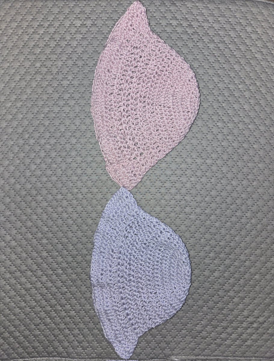 crochetsbyfaith's tweet photo. Hey all ๐
I'll be posting a beginners guide to crochet later today or tommorow but for now here's some of the things I've made for my friends, family and me as a beginner!
If I can do it, anyone can!
#crochet #beginner #crochethat #babycrochet #crochetbookmark https://t.co/cgAoms8Jcw