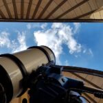 UniSi: Scoperto un nuovo piccolo corpo del sistema solare.

Un'osservazione del cielo notturno durata ben quattro notti ha portato alla scoperta di un piccolo satellite che accompagna l’asteroide 2680 Mateo nel suo viaggio attraverso lo spazio. Questo corpo celeste è stato o...