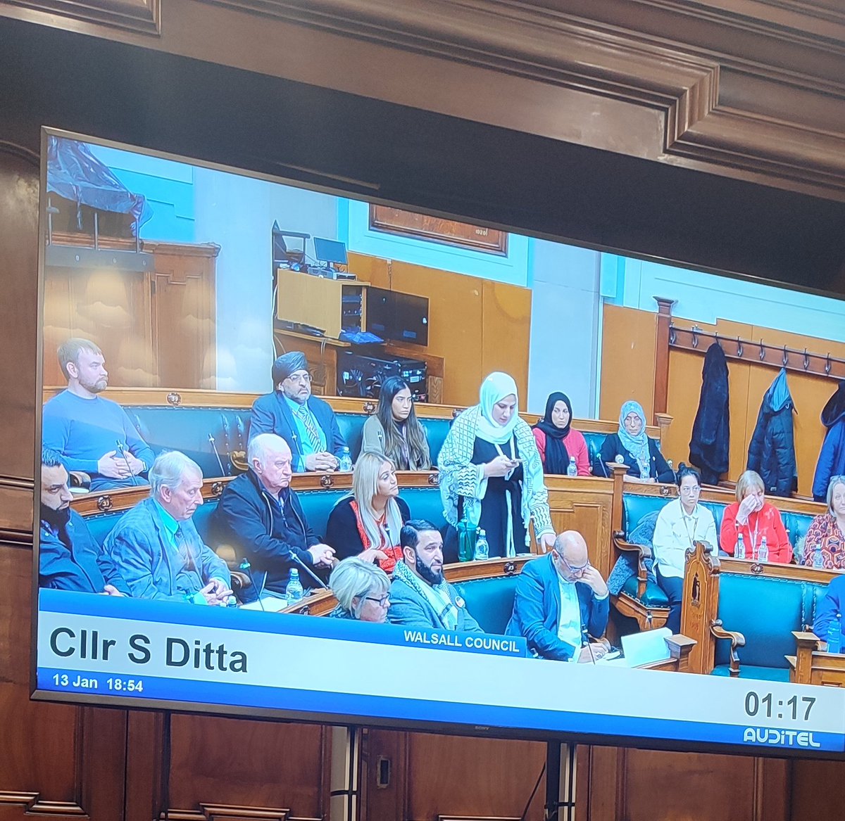 Labour councillors in Walsall refuse to back the genocide in Gaza 
#LabourParty 
#Walsall 
#Israel
Motion carried! Thanks to independent councillors