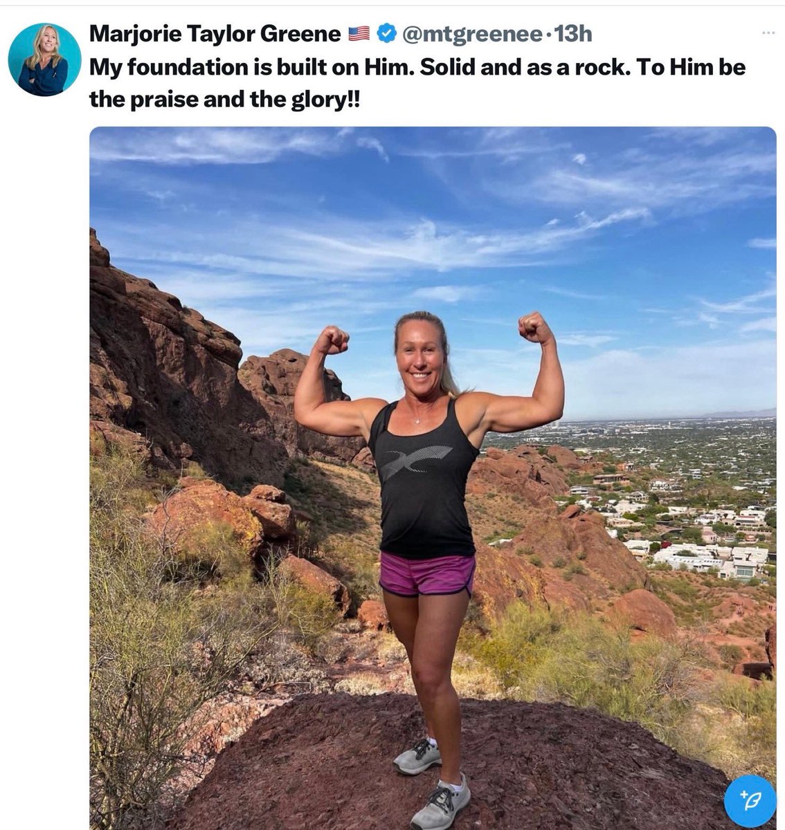 𝕊𝕦𝕟𝕕𝕒𝕖_𝔾𝕦𝕣𝕝 tweet media