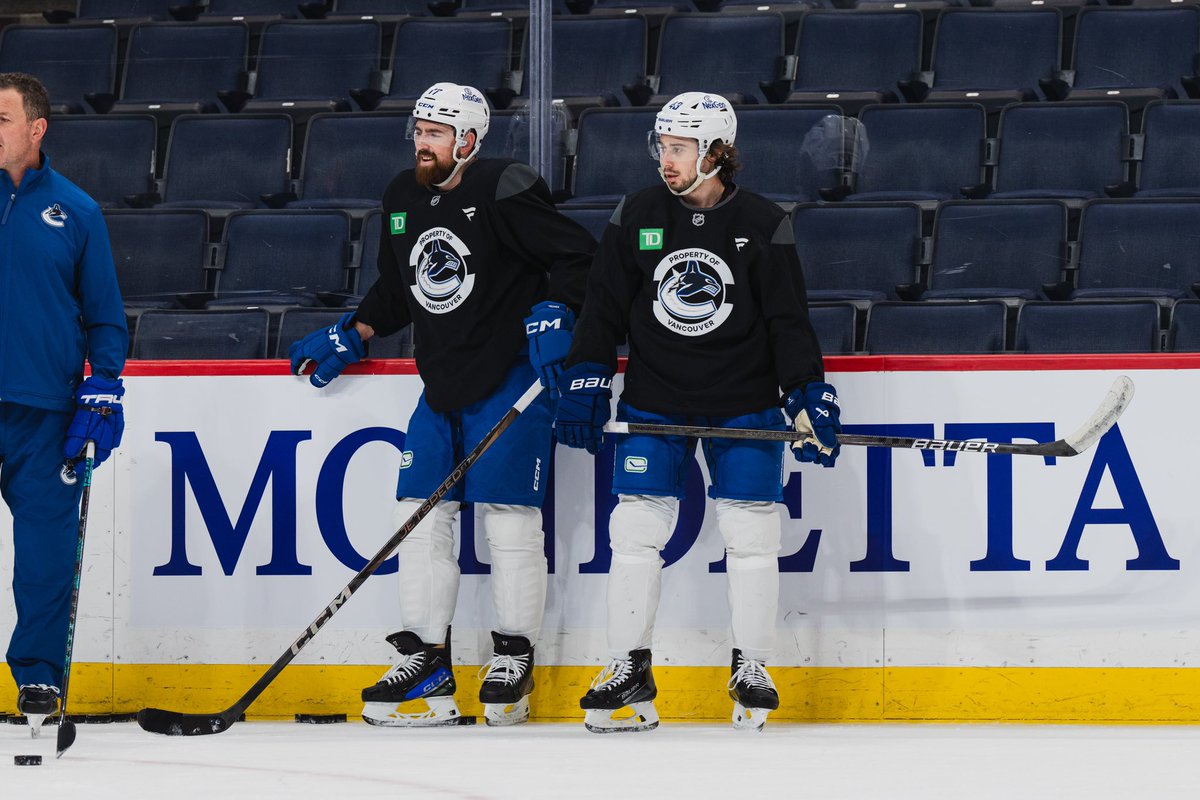 Hronek’s here! 😄

Fil back on the ice with the squad in Winnipeg.