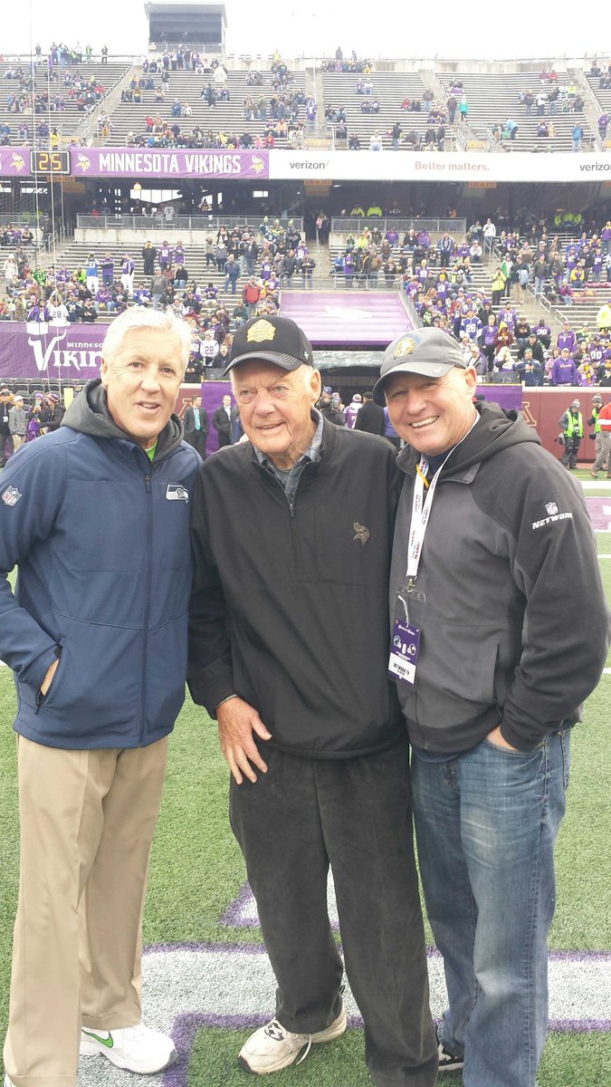 Hank Bauer tweet media