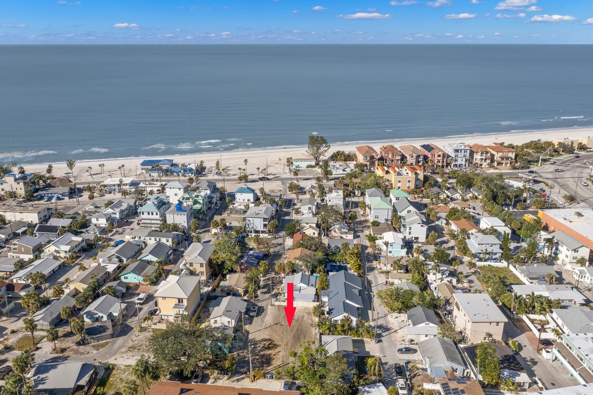 theCPMteam's tweet photo. Own a piece of paradise on Treasure Island's Sunset Beach. This 120x53-foot lot offers flexibility to create a stunning single-family home or a multi-family retreat, zoned for fewer than 10 units. https://t.co/pLdLGbCxLJ