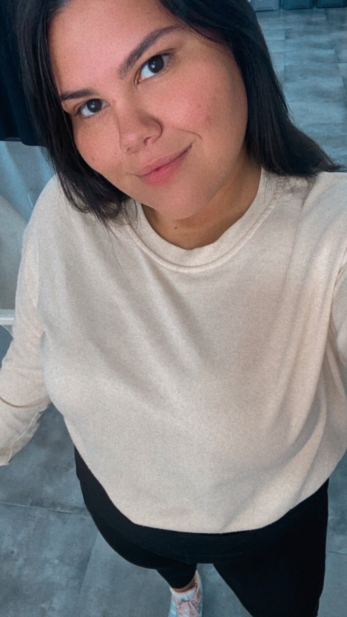 Michellessy's tweet image. 💛