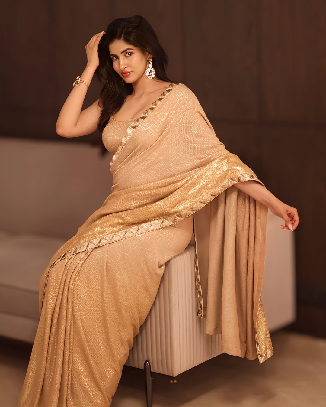 GhMCHebW4AEm3_G?format=jpg&name=large