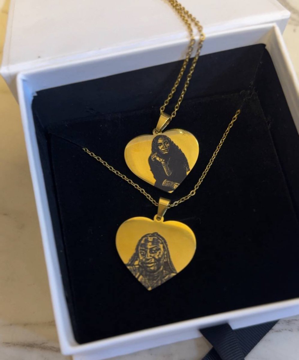 lotaajc's tweet photo. ENGRAVED NON-TARNISH IMAGE NECKLACE RESTOCKED ✅

Available in round, love and dog tag shape
23,500
07061081917
@_DammyB_ 

Comes packaged in a LUXE GIFT BOX. A perfect memorable keepsake 🥰 https://t.co/w5zPnfSmrJ