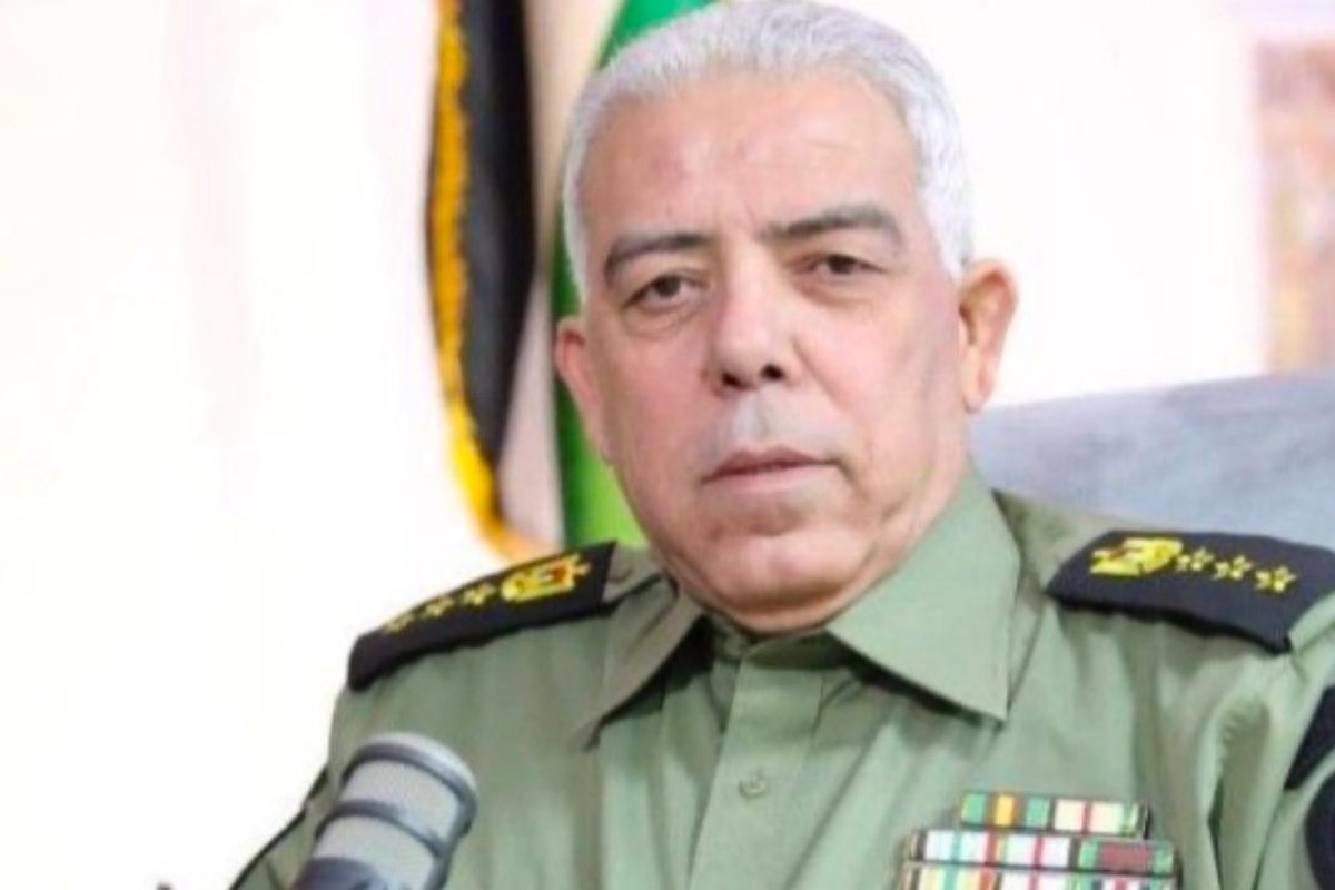 ywsf317307's tweet photo. @MohammedHawaidi الناطق باسم الأمن الفلسطيني، أنور رجب  يتفاخر بإنجازات السلطة في ملاحقة المقاومين لإسرائيل منذ بدء عمليتنا في جنين.. قتلنا 3 مسلحين واعتقلنا 247 بينهم 41 أصيبوا بالرصاص وأبطلنا مفعول 17 سيارة مفخخة وسيطرنا على 3 معامل لتصنيع العبوات و16 موقعاً لتخزين السلاح والغذاء
ما تعليقكم https://t.co/GKEjfkfhwP