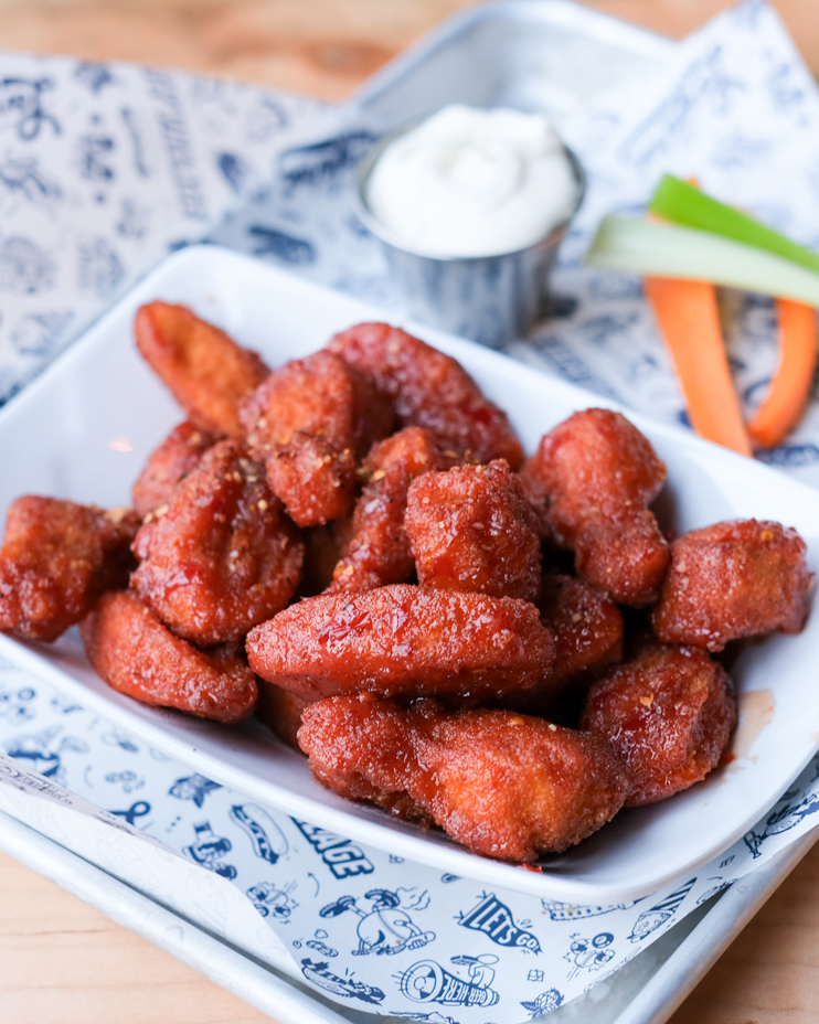 Grab your pals and head down to Left Field Liberty Village for HALF-PRICED WING NIGHT🍗⁠ Every Monday we serve up fresh chicken and vegan cauliflower wings for 1/2 the price with the purchase of any beverage!

*Dine-in only! While quantities last.