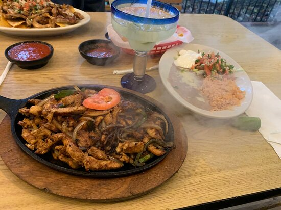 dropshot_eth's tweet photo. Sitting at a mexican restaurant watching my hispanic memecoins make grande moves, más alto!

$concho $doncho https://t.co/eEQM2p7lJw