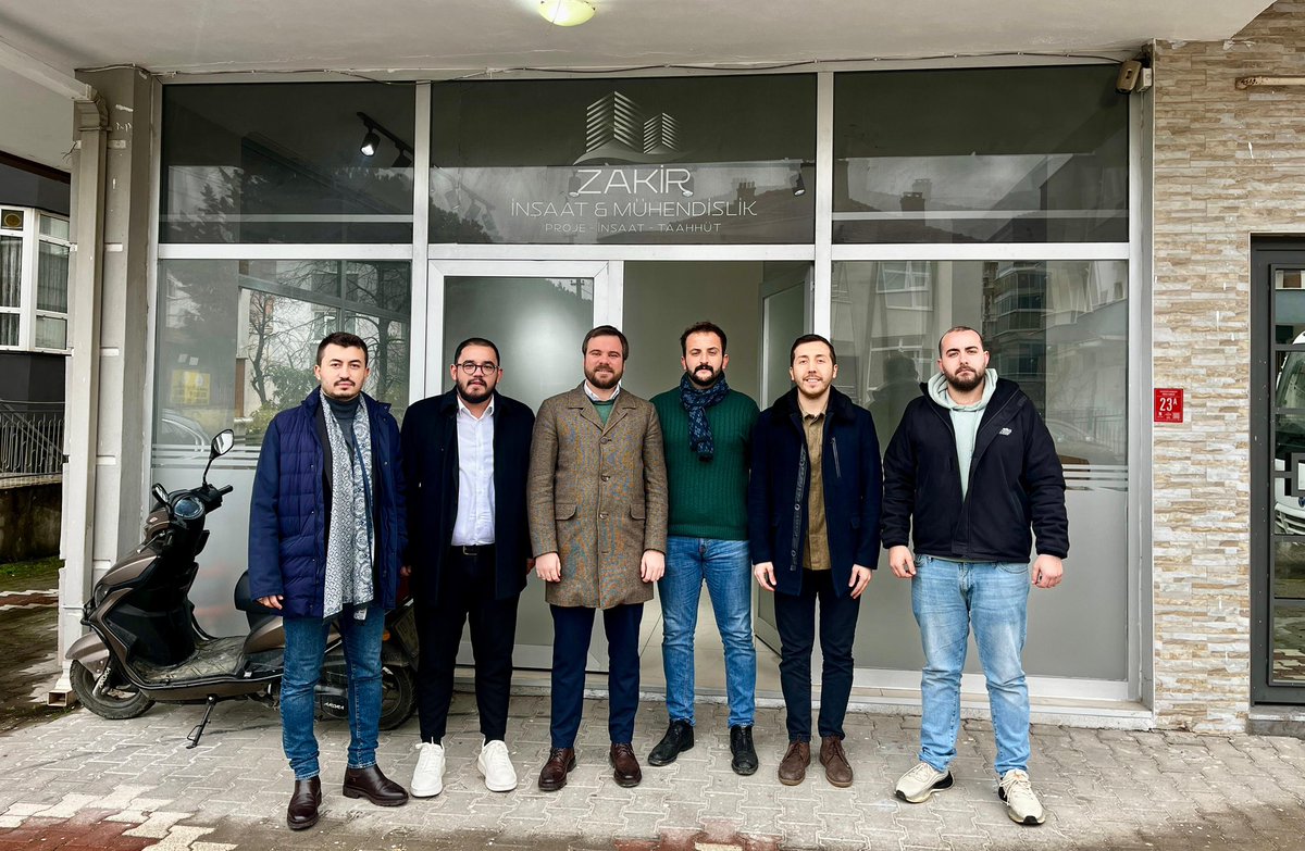 Genç MÜSİAD Başkanımız Ahmet Yılmaz ve Yönetim Kurulu üyelerimiz, üyemiz Zakir Oğuzhan İkiz’e iş yerinde ziyarette bulundu. Misafirperverlikleri için kendilerine teşekkür ederiz.