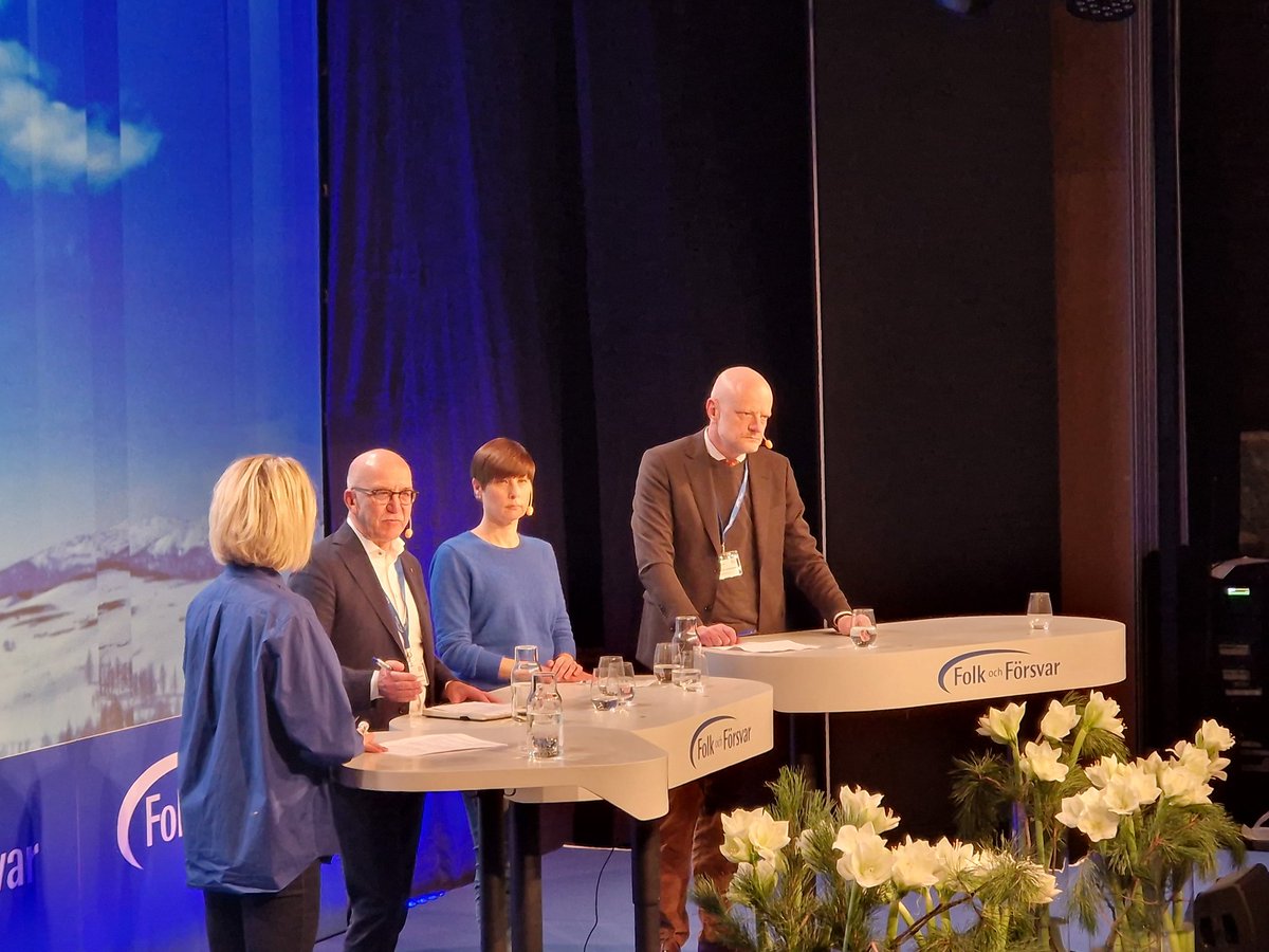 Magnus Hedberg (@magnus_hedberg) on Twitter photo Hur ska sjukvården höja beredskapen för kriser och krig och vilken typ av ledarskap krävs för att öka samordningen och den gemensamma förmågan? Intressant panel på #fofrk med Läkarförbundets ordförande <a href="/SofiaStale/">sofia stale</a>, regiondirektör <a href="/JohanvonKnorrin/">Johan von Knorring</a> och Anders Henriksson, <a href="/SKR_se/">SKR</a>. Hur ska sjukvården höja beredskapen för kriser och krig och vilken typ av ledarskap krävs för att öka samordningen och den gemensamma förmågan? Intressant panel på #fofrk med Läkarförbundets ordförande <a href="/SofiaStale/">sofia stale</a>, regiondirektör <a href="/JohanvonKnorrin/">Johan von Knorring</a> och Anders Henriksson, <a href="/SKR_se/">SKR</a>.