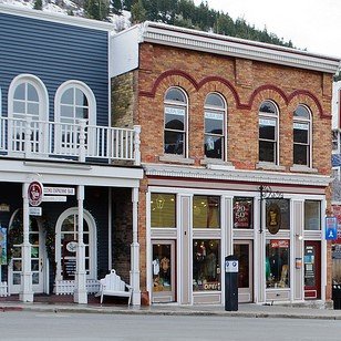 This #MainStreetMonday we share Park City, Utah known as a historic silver mining town, amazing ski slopes, hosting the 2002 Olympics, the Annual Sundance Film Festival, and scenic landscapes for outdoor recreation.