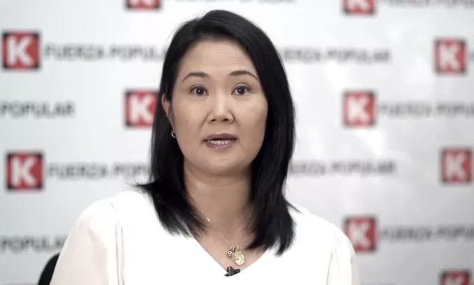 LLopez62071751's tweet photo. El cáncer de la política peruana, keiko fujimori, compró jueces del poder judicial para salir libre del caso cócteles https://t.co/f545GrxfU1