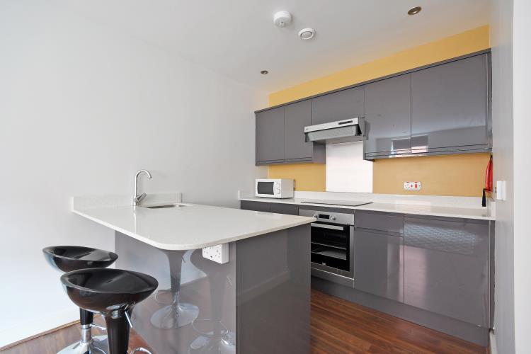 WestONEspace's tweet photo. If you’re after your own place and are ready to move in this month, this is the property for you 💜

📍 Pear Street, Ecclesall Road 

🛏️ 1 Bedroom
🚿 1 Bathroom
🛜 Broadband included 

Click the link below or call us on 0114 213 4780 for more details.

https://t.co/TNxdxmEBmY https://t.co/AfA2YPF8NQ