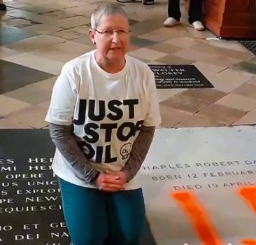 Oli London tweet media