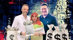 Martinsantome57's tweet photo. @LaydaSansores Campeche está harto de CORRUPTOS Y LADRONES!!!
Revoca el nombramiento de Lavalle y tú misma Renuncia!!!
En la 4T no te queremos!!!
#laydatraidora
#FueraLavalle
#RenunciaLayda https://t.co/vKdGWVEf4p