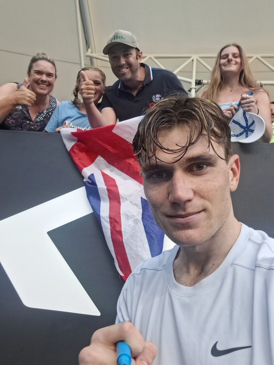 Steve Tervet (@stevetervet) on Twitter photo Great character shown by <a href="/jackdraper0/">jack draper</a> to come from 1-0 and 2-1 down to win a thriller in five sets and four hours at the <a href="/AustralianOpen/">#AusOpen</a> today. Thanks for the entertainment (even though it was nerve-shredding at times) and of course the post-match selfie.
🇬🇧 Great character shown by <a href="/jackdraper0/">jack draper</a> to come from 1-0 and 2-1 down to win a thriller in five sets and four hours at the <a href="/AustralianOpen/">#AusOpen</a> today. Thanks for the entertainment (even though it was nerve-shredding at times) and of course the post-match selfie.
🇬🇧