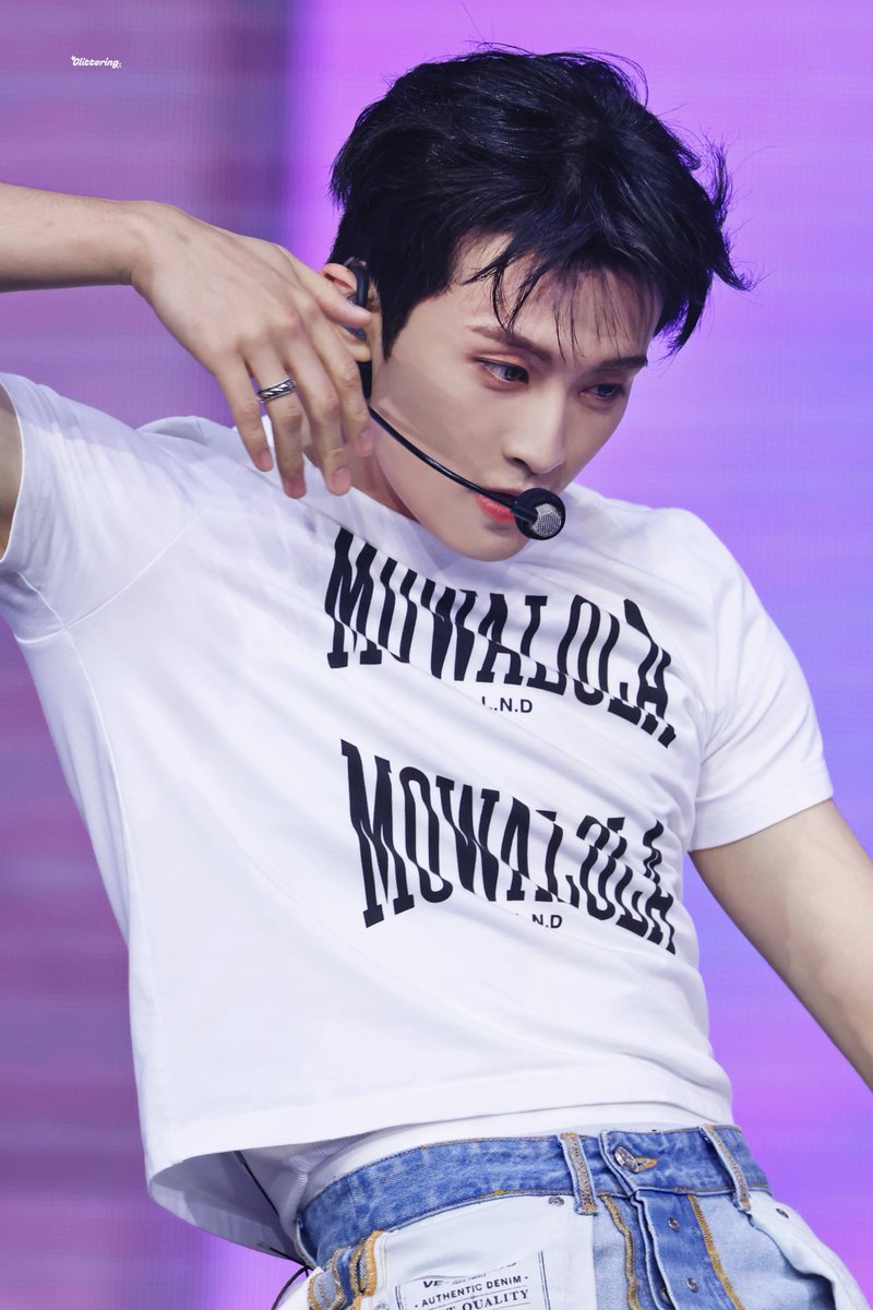 stars_886's tweet photo. 250112 SMT

#NCT #NCTU #NCT127 #NCTDREAM #마크 #MARK https://t.co/nO9AxoJe1e