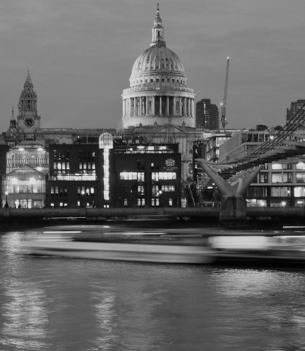 St Paul’s,  always looking majestic