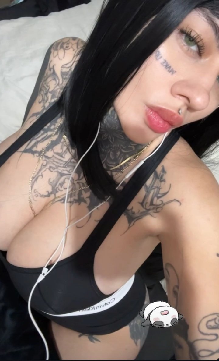 BadGirlOf_'s tweet photo. https://t.co/qc5m4n5zwD