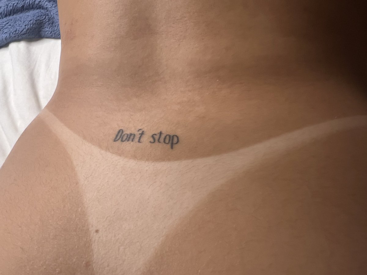 jenveuve's tweet photo. @PicturesFoIder Brazilian girls have the best tan lines. https://t.co/3WVWVDCgN4
