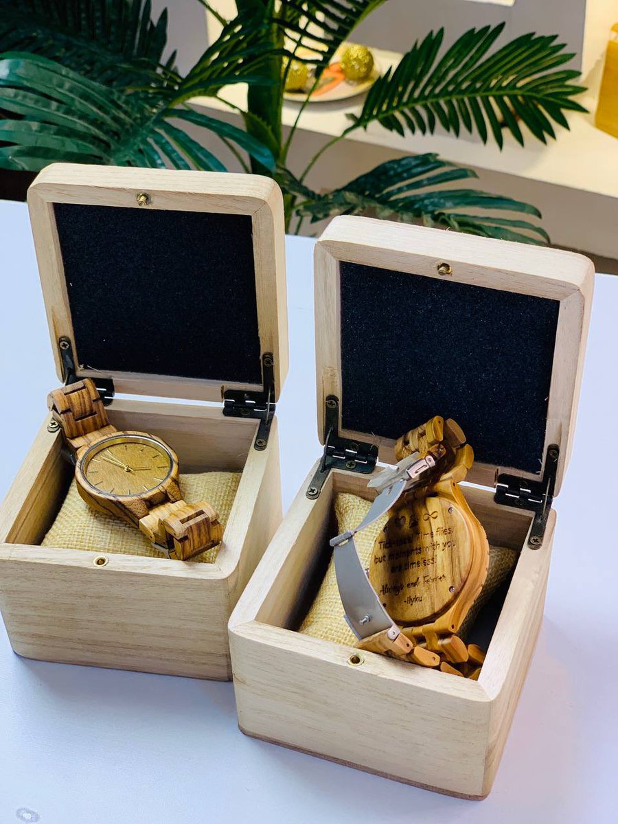 lotaajc's tweet photo. CUSTOM BAMBOO WRIST WATCH 

A great add to your valentine gift combo 

Available in make and female designs 💕. A memorable keepsake 🥰

60,000
07061081917
@_DammyB_ https://t.co/memIQbkbWH