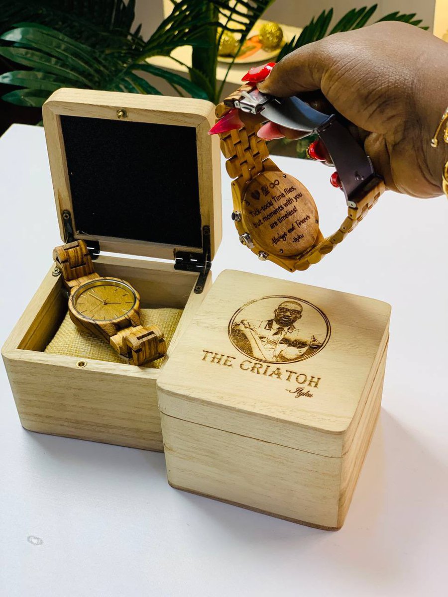 lotaajc's tweet photo. CUSTOM BAMBOO WRIST WATCH 

A great add to your valentine gift combo 

Available in make and female designs 💕. A memorable keepsake 🥰

60,000
07061081917
@_DammyB_ https://t.co/memIQbkbWH
