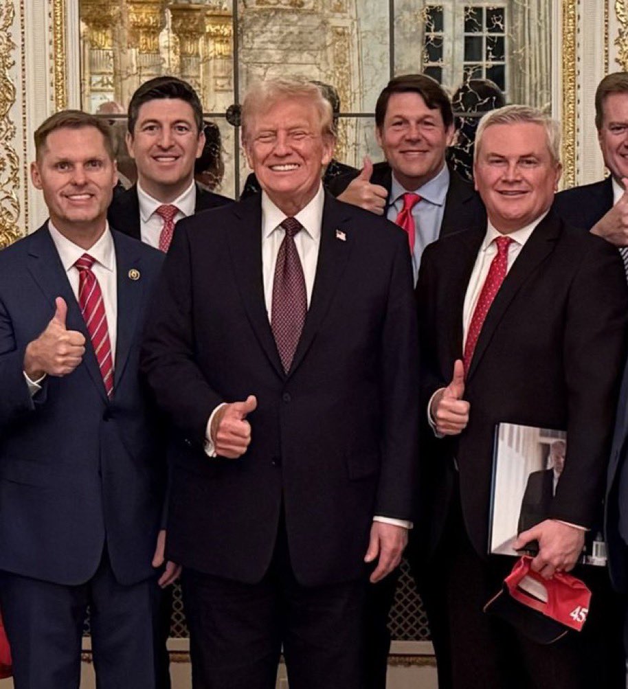 Republicans against Trump tweet media
