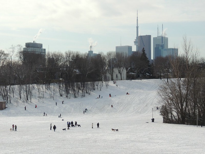 connexlocal's tweet photo. The Best Tobogganing Hills in #Toronto: https://t.co/McPVUCg2YL

#ontario #sledding #tobogganing #winter #snow #activities #family https://t.co/TQtgq9g2EI