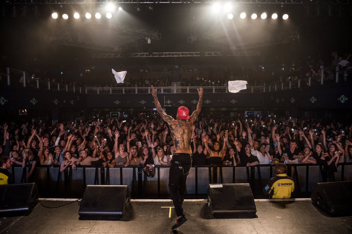 Kid_Ink's tweet photo. 3 weeks til Europe! #WheelsUpTour https://t.co/78tLdw6URm
