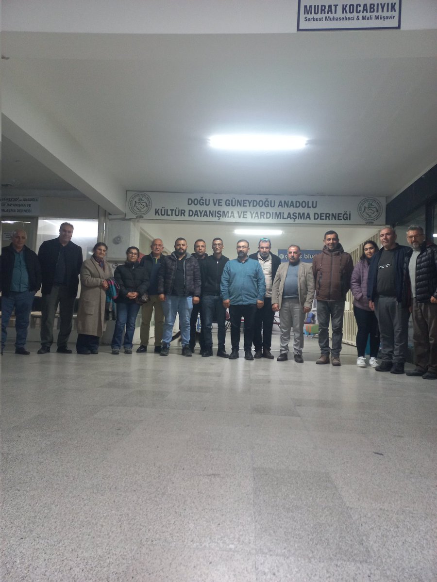 demparticesme's tweet photo. Emek ve Demokrasi mücadelemizi ortaklaştırmak, birlikte mücadele zeminini yaratabilmek adına kurumlarla görüşmelerimiz devam ediyor.

Bugün, Doğu ve Güneydoğu Anadolu Kültür ve Dayanışma Derneği ile toplantımızı gerçekleştirdik. https://t.co/eyMNotwtkD