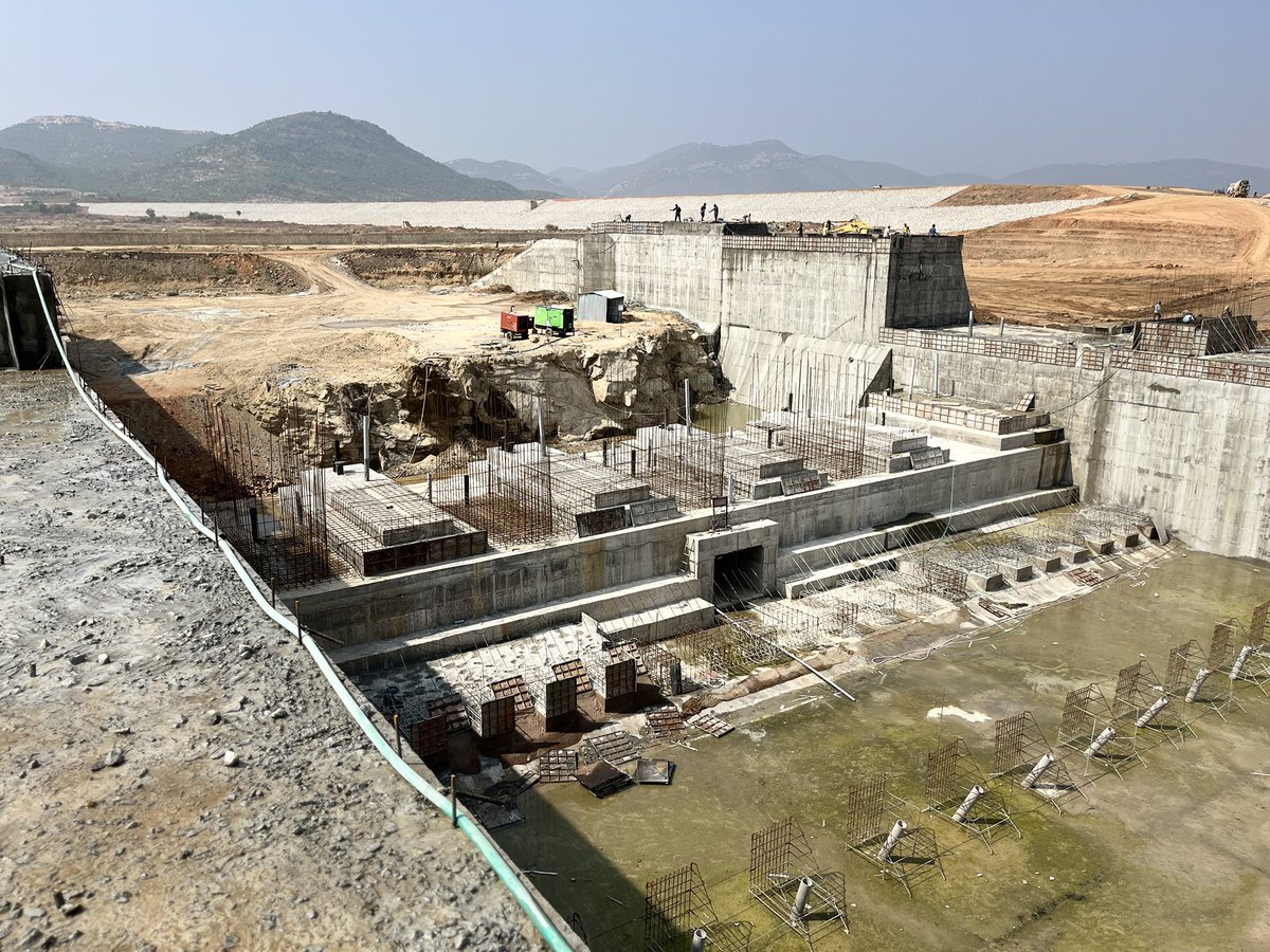 Reddyy_vibes's tweet photo. Thank you jagananna @ysjagan For constructing Kaletivagu Reservoir In pulivendula constunecy Chakrayapet mandal Thakkallapalli....

it helps lot of villages in Rayalaseema 🫡🫡🫡
Thank you @ysjagan @YSRCParty

#YSJaganMark #Pulivendula https://t.co/amTzx6Rzo5