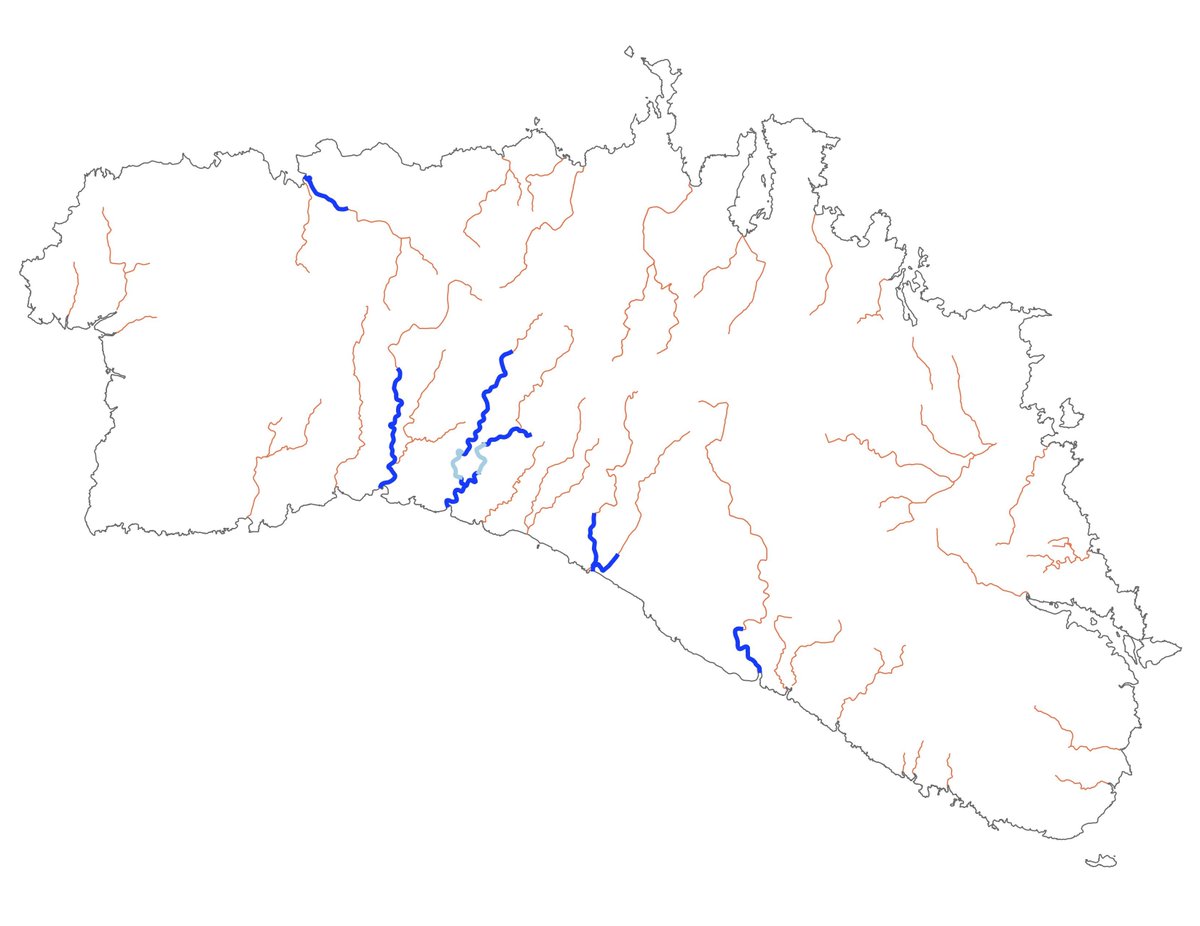 PereFraga's tweet photo. Menorca té cursos d’aigua que a l’estiu no s’eixuguen. Històricament i tradicionalment, antes més que ara, aquests “torrents permanents” s’anomenen rius, especialment si la darrera part és navegable. Un nom un poc exagerat, més tost són rierols, llevat d’aquell darrer tros.+ https://t.co/MAQtuzqa1h