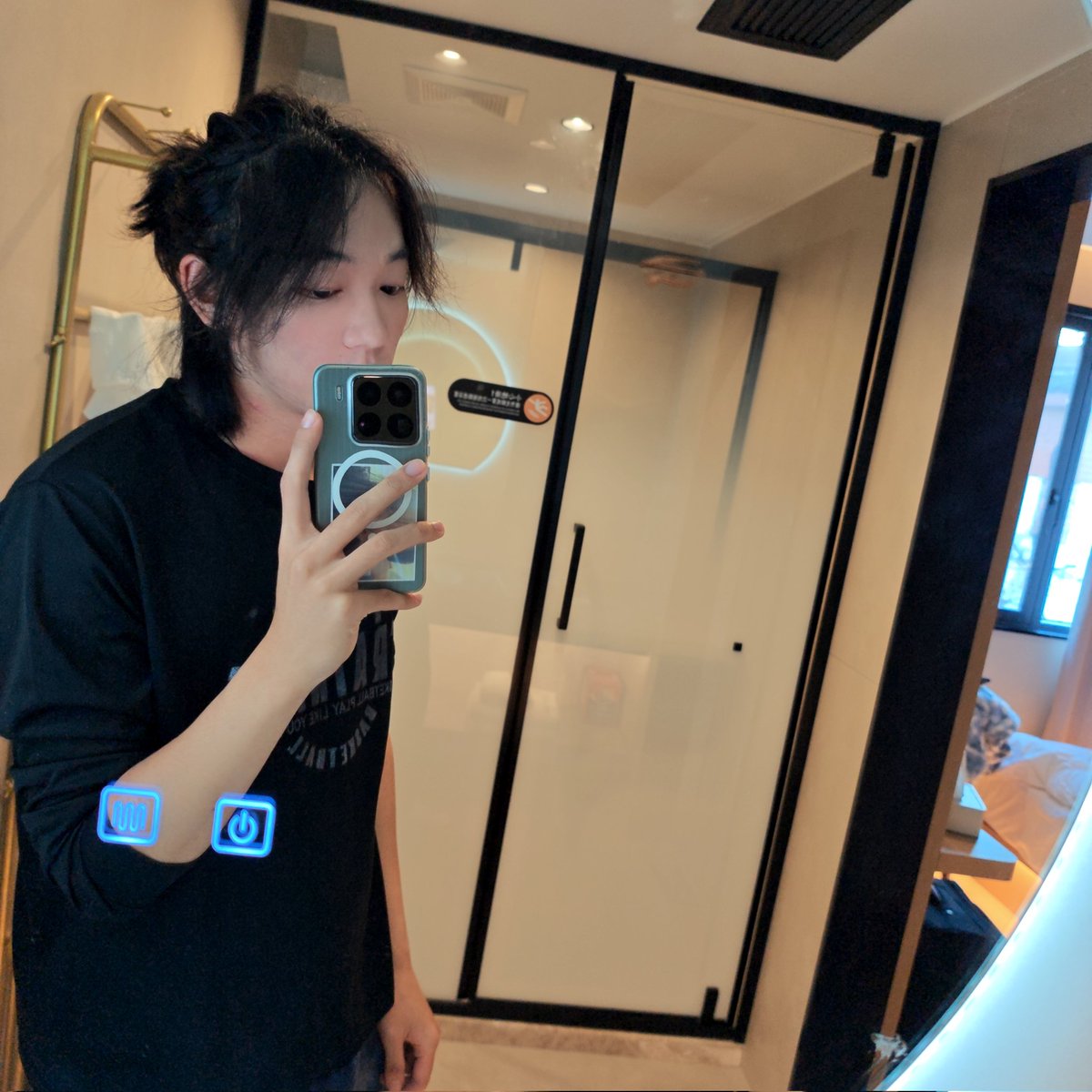 mmm1892171's tweet photo. 上海or苏州 #iiii  #四爱 https://t.co/AT2gTM7mCN