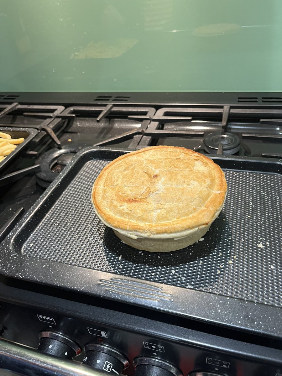 Kate Bilclough tweet media